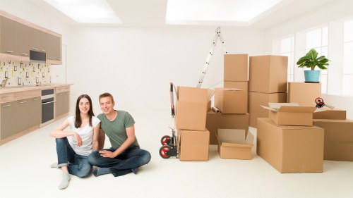 Packing and unpacking support for residential and small business moves in Mile End