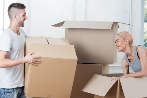 House moving supplies and checklist for Mile End customers