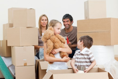 Local moving service planning a home relocation in Mile End